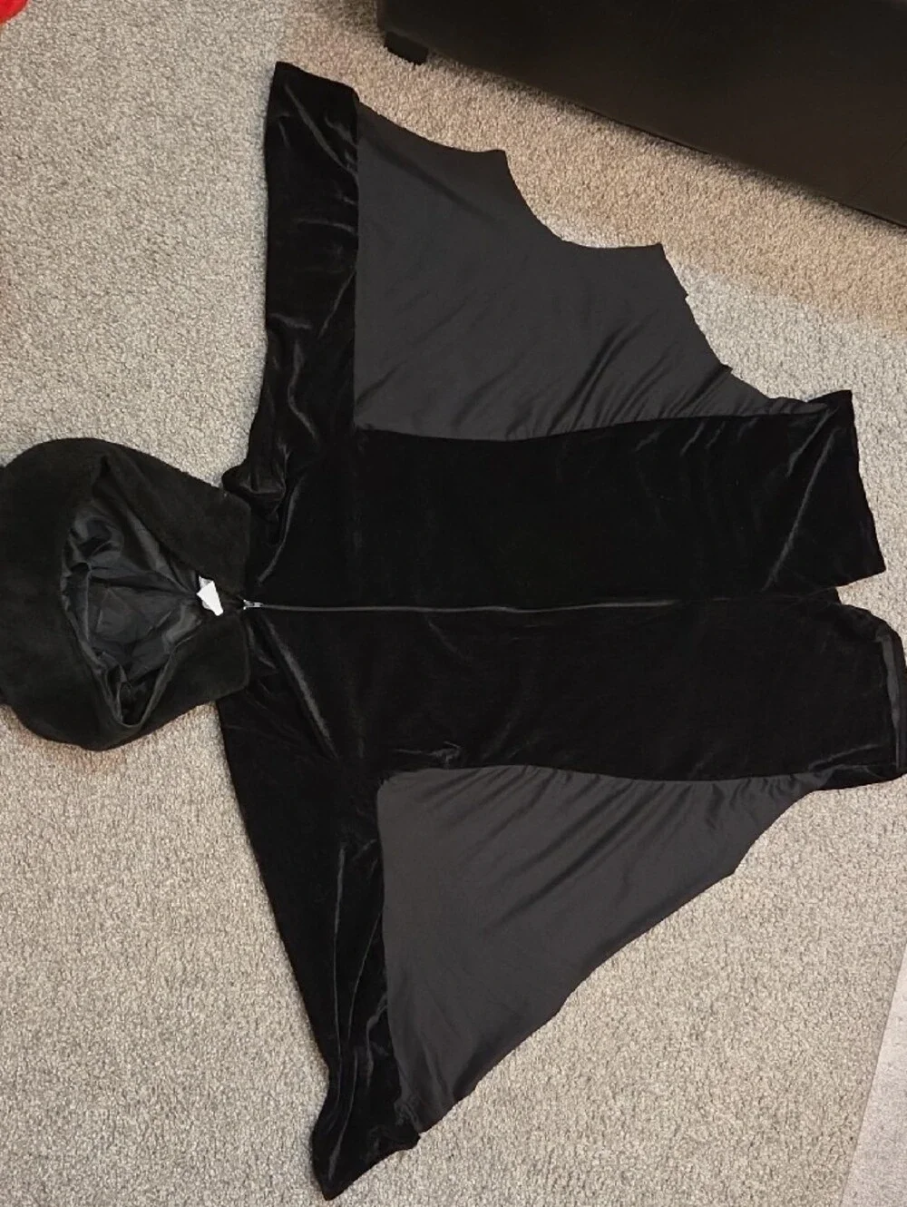 Kid's Black Velvet Bat Costume Halloweer Romper Zipper Closure NWOT XL